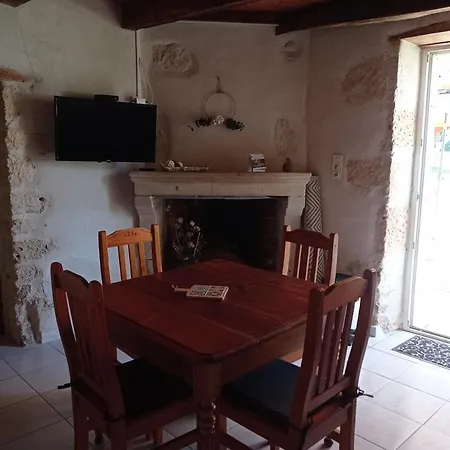 Les Anes Rient 4 Couchages Max בית נופש שאנטונה